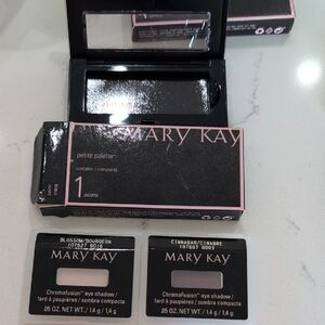 Mary Kay Petite Palette with ChromaFusion in Blossom and Cinnabar